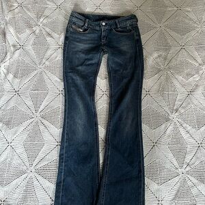 Dielsel jeans iconic Y2K low waist flare jeans -size 27